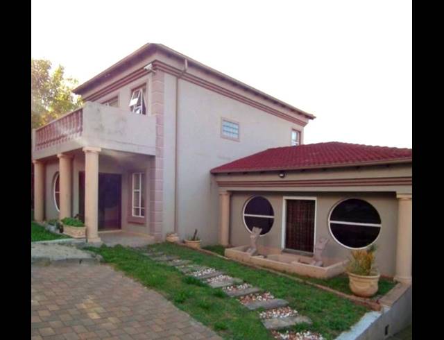 3 BEDROOM HOUSE FOR SALE IN RANGEVIEW